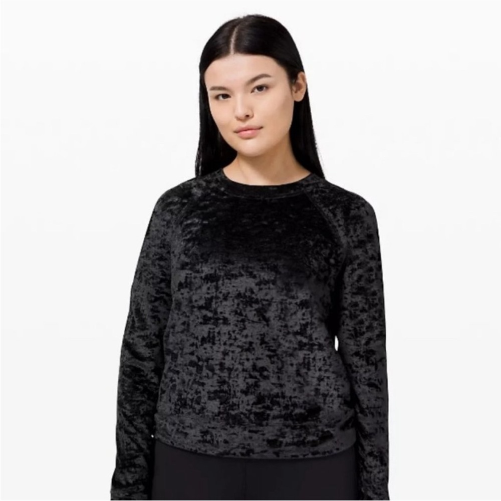 Lululemon Black Warm Down Crew Crushed Velvet - Size 8 - NWT